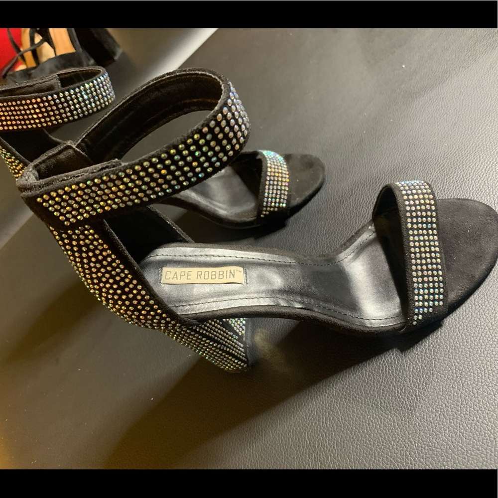 Diamond black shoes